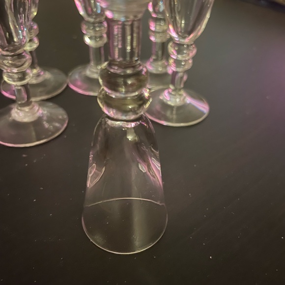 Lovely Liqueur Glasses - Picture 3 of 4